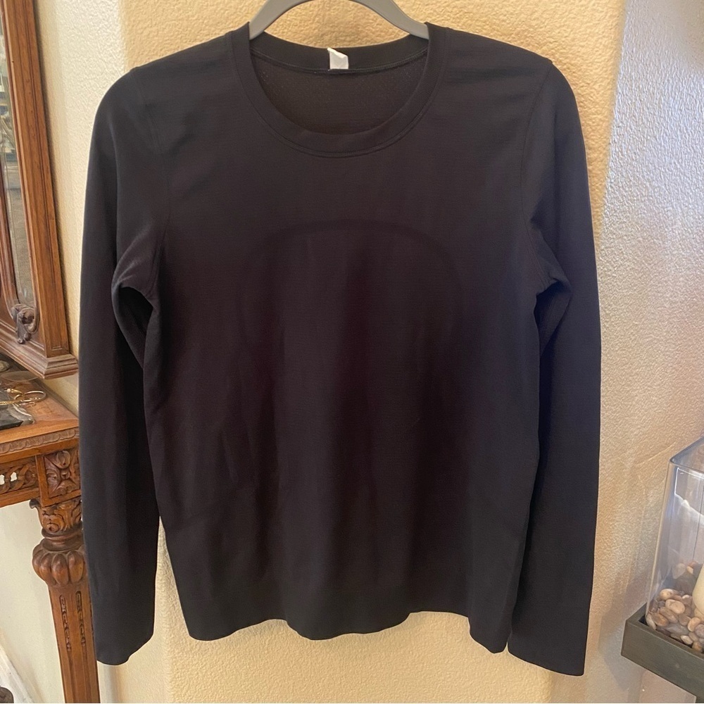 LULULEMON Women Black Swiftly Tech Athletic Long Sleeve Shirt Size 6